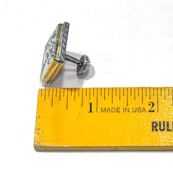 Konstantino 750 (18K) Gold & 925 Sterling Silver Cuff Links with Engraved Design - Picture 13 of 14